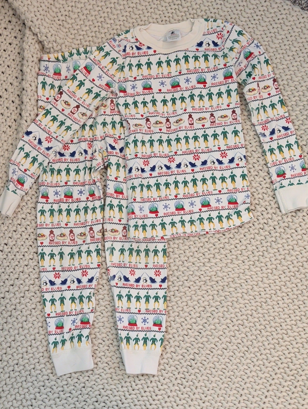Hanna Andersson Cream Kids Holiday Elf Pajama Set with Green Red Blue Accents